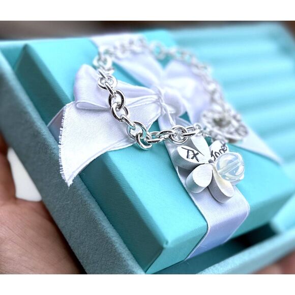 7.5" Return to Tiffany Co Toggle Bracelet in Silver - Picture 5 of 5